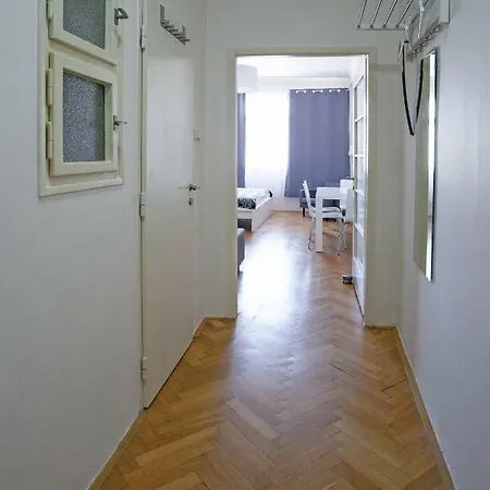 Casa Anna Opletalova דירה פראג